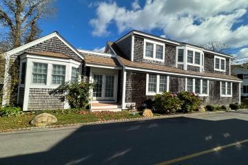 Single Family Home For Sale in Edgartown #41515