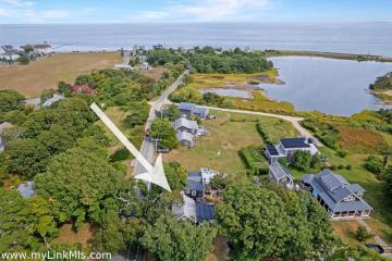Single Family Home For Sale in Oak Bluffs #42877