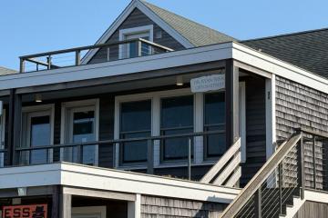 Commercial Property For Sale in Vineyard Haven #43175