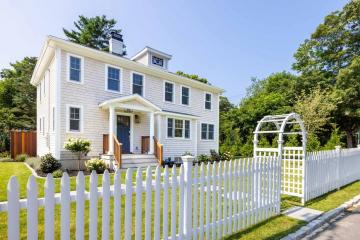 Single Family Home For Sale in Vineyard Haven #43291