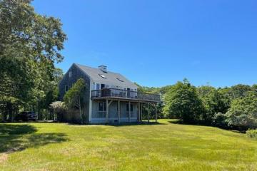 Single Family Home For Sale in Aquinnah #43316