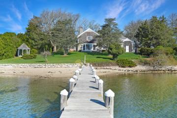 Single Family Home For Sale in Vineyard Haven #43062