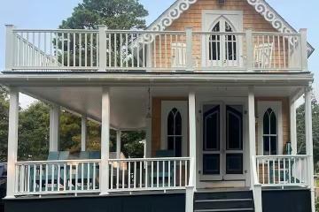 Single Family Home For Sale in Oak Bluffs #43451