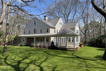 Single Family Home For Sale in Vineyard Haven #42999
