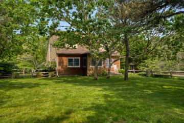 Single Family Home For Sale in West Tisbury #43434