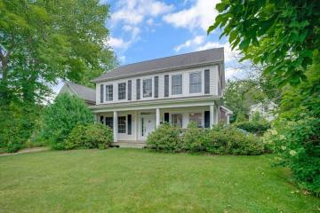Single Family Home For Sale in Vineyard Haven #43489