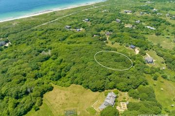 Land/Parcel For Sale in Aquinnah #43508