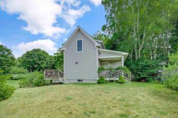 Single Family Home For Sale in Vineyard Haven #43585