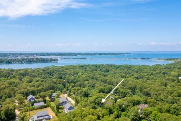 Land/Parcel For Sale in Oak Bluffs #43517
