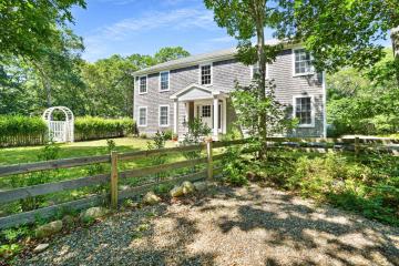 Single Family Home For Sale in West Tisbury #43432