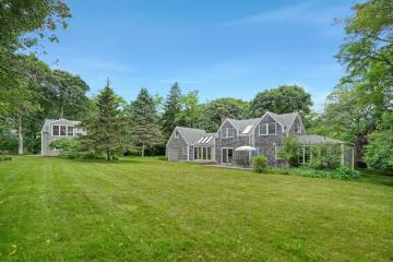 Single Family Home For Sale in Chilmark #43364