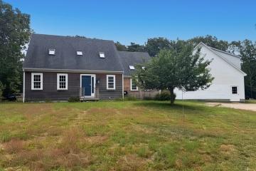 Single Family Home For Sale in Edgartown #43621