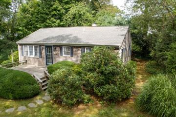Single Family Home For Sale in Vineyard Haven #43713