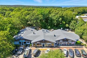 Commercial Property For Sale in Vineyard Haven #43655