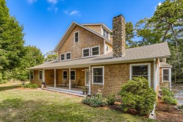 Single Family Home For Sale in Vineyard Haven #43641