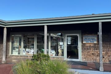 Commercial Property For Sale in Vineyard Haven #43832