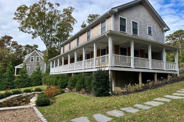 Single Family Home For Sale in Vineyard Haven #43901
