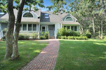 Condo For Sale in Edgartown #43973