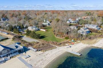 Single Family Home For Sale in Vineyard Haven #43954