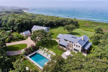 Single Family Home For Sale in West Tisbury #44064