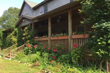 Single Family Home For Sale in West Tisbury #44093