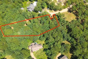 Land/Parcel For Sale in Edgartown #43592