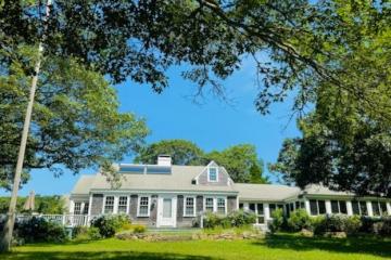 Single Family Home For Sale in Chilmark #44028