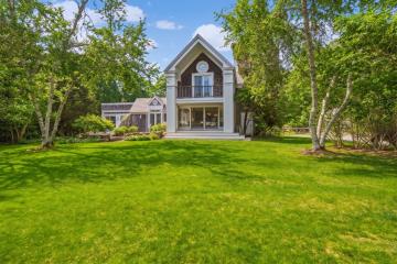 Single Family Home For Sale in West Tisbury #44332