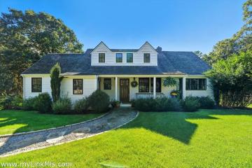 Single Family Home For Sale in Chilmark #44318
