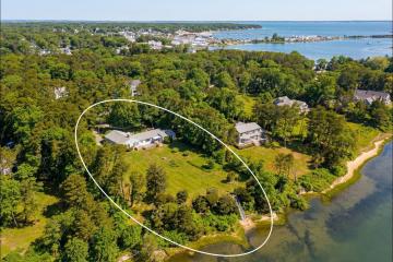 Single Family Home For Sale in Vineyard Haven #44191
