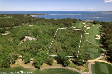 Land/Parcel For Sale in Oak Bluffs #44341