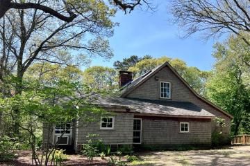 Single Family Home For Sale in West Tisbury #44485