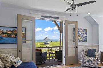 Condo For Sale in Oak Bluffs #44475