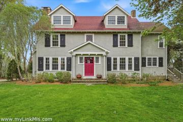 Single Family Home For Sale in Vineyard Haven #44486