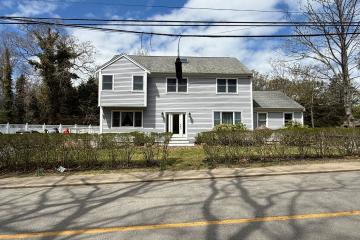 Single Family Home For Sale in Vineyard Haven #44460