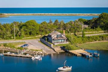 Single Family Home For Sale in Chilmark #44554