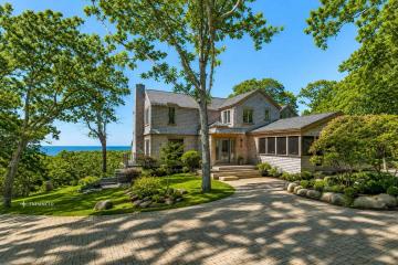 Single Family Home For Sale in Chilmark #44461