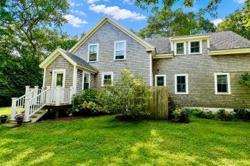 Single Family Home For Sale in Vineyard Haven #44557