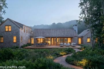 Single Family Home For Sale in West Tisbury #44761