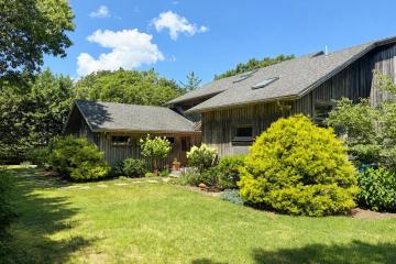Multi Family Home For Sale in Edgartown #44762