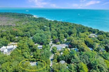 Single Family Home For Sale in Vineyard Haven #44816