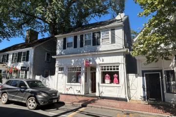 Commercial Property For Sale in Edgartown #44879