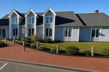 Commercial Property For Sale in Oak Bluffs #44917