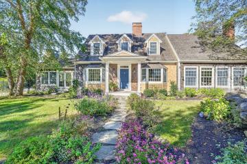 Single Family Home For Sale in West Tisbury #45031