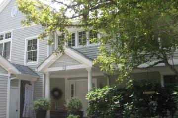 Condo For Sale in Vineyard Haven #44993