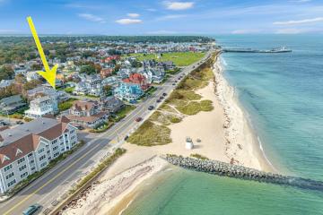 Single Family Home For Sale in Oak Bluffs #45003